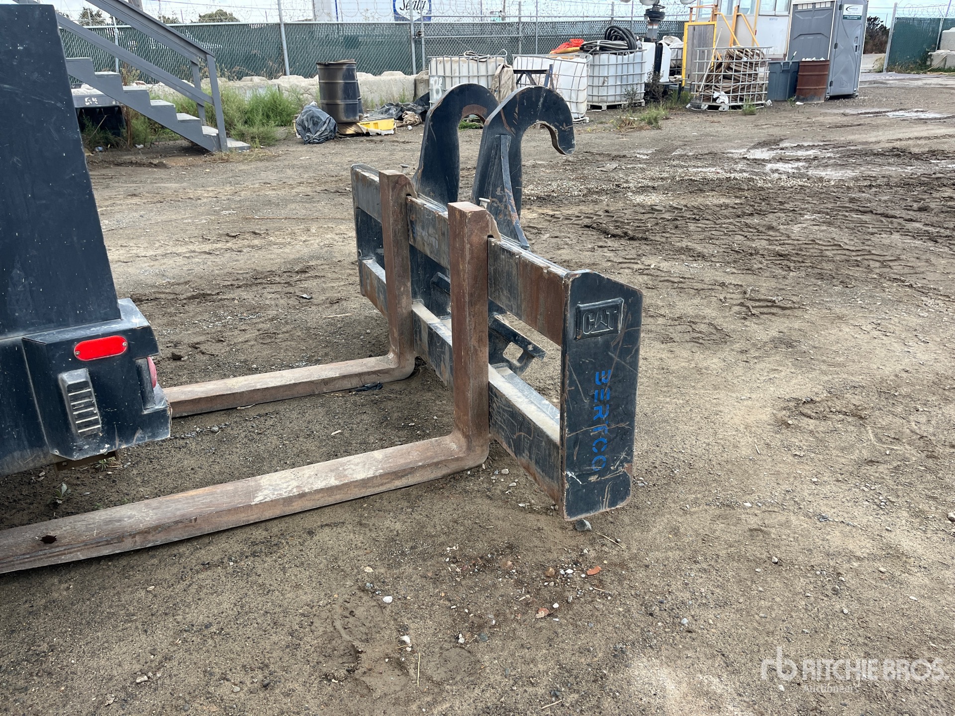 Cat 72 in Q/C Wheel Loader Forks - Fits Cat 950M, 962M, 966M, 972M