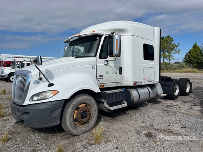 2015 International ProStar 6x2 3- Achs Sattelzugmaschine mit Schlafkabine (Inoperable)