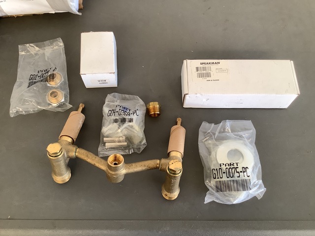 (2) Pipe Flanges, (23) Office Lamps & Assorted Items