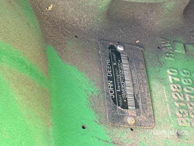 2014 John Deere 8360R 4WD Tractor