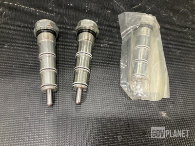 (3) Oshkosh 2HA472 Check Valves