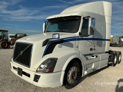 2015 Volvo VNL 6x4 Cabeza Tractora Cabina Dormitorio