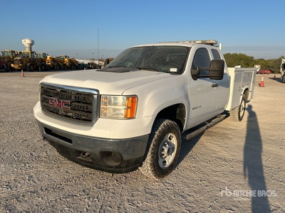 2013 GMC Sierra 2500HD 4x2 Extended Cab Camión Utilitario