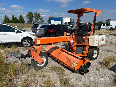 2016 Lay-Mor SM300 مكنسة