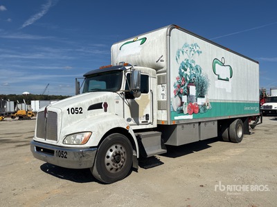 2013 Kenworth T370 4x2 Van Truck