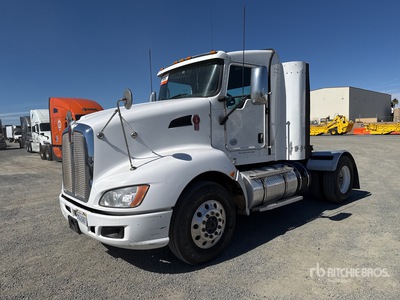 2013 Kenworth T660 4x2 S/A Day Cab Truck Tractor