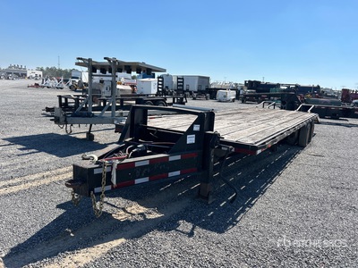 Holland 32 ft T/A Equipment Trailer