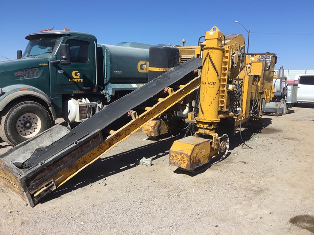 1996 Gomaco GT-6300 Slip Form Paver