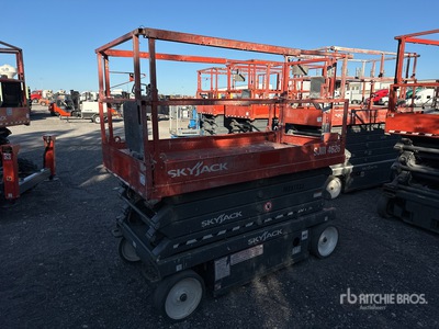 2018 Skyjack SJ4626 Electric Piattaforma aerea verticale