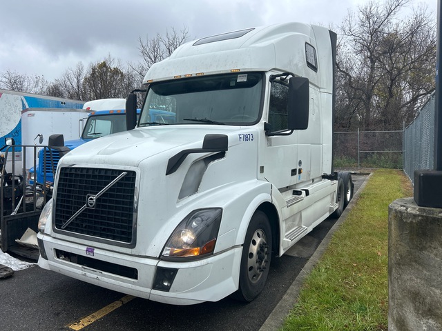 2017 Volvo VNL64T 6x4 T/A Sleeper Truck Tractor
