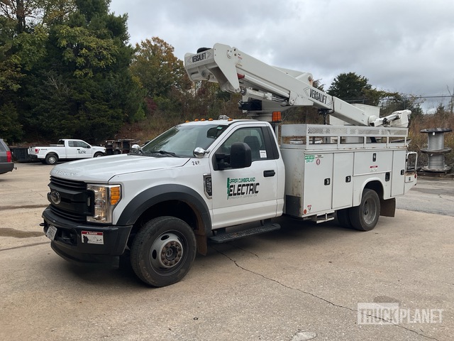 Boom Trucks