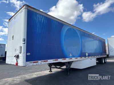 1999 Utility Utility Trailer Manufacturer 48 ft T/A Van Trailer