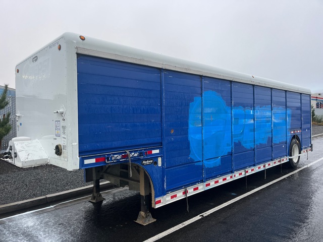 1992 Hackney UTX 16 Bay S/A Beverage Trailer