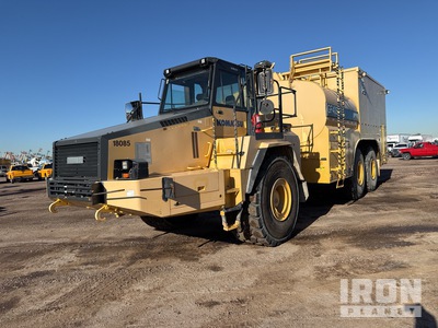 2007 Komatsu HM400-2 Articulated Off-Road fuel and lube truck