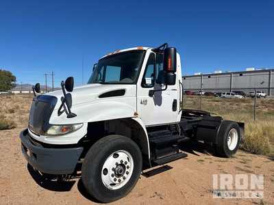 2005 International 4400 4x2 2-Achs Sattelzugmaschine