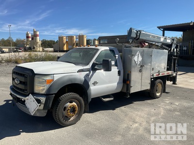 Venturo HT40KX 6000 lb Straight Boom on 2011 Ford F550 SUPER DUTY 4x4 Platte vrachtwagen met kraan