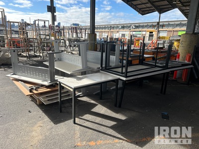 Quantity of Desk & Table