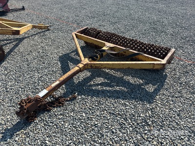 Custom 5 ft 4 in Packer