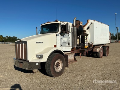 2007 Kenworth T800 T/A Day Cab Truck Tractor