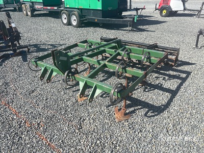 Unverferth Perfecta 72 in 3-Point Culteur