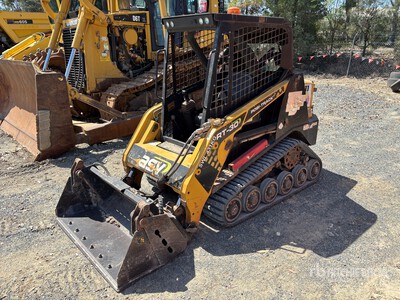 2018 ASV RT30 Compact Track Loader