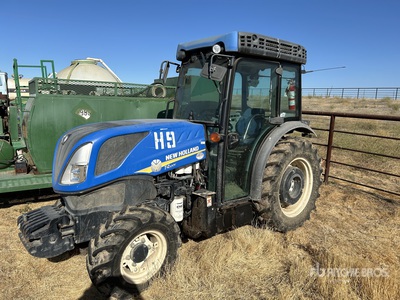2017 New Holland T4.100V 4WD Tractor