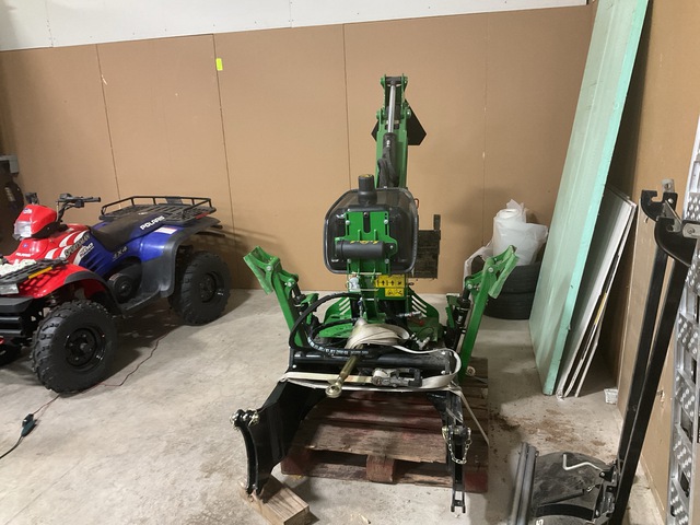 Wallenstein GX720-GRN Backhoe Attachment Wallenstein GX720-GRN Backhoe Attachment