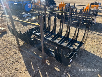 2025 GIYI GY-CLG72 70 in Skid Steer Grapple (Unused)