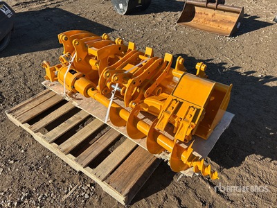 Quantity of (8) 2025 GIYI VCA-8 Excavator Attachments - Fits Cat 301 (Unused)