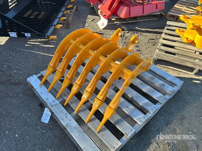 2025 GIYI 31 in Excavator Rake - Fits Cat 305 (Unused)