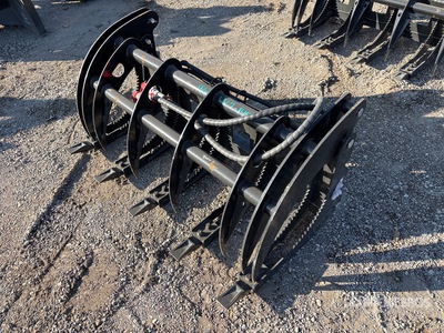 2025 GIYI GY-MCLG60 44 in Mini Râteau à racines pour chargeuse à différentiel (Unused)