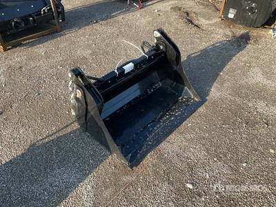 2025 GIYI GY-XKH39 Multi-Purpose Mini Skid Steer Bucket