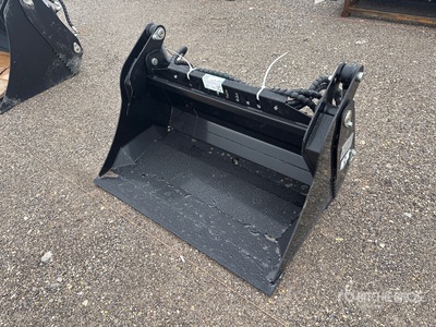 2025 GIYI GY-XKH39 38 in Multi-Purpose Mini Skid Steer Bucket (Unused)