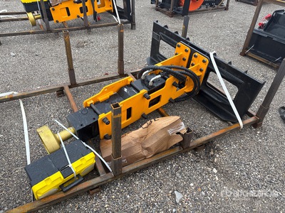 2025 GIYI GY-D680 Skid Steer Post Driver (Unused)
