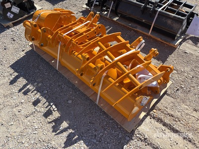 Quantity of (8) 2025 GIYI Cat 301 VCA-8 Mini Excavator Attachments - Fits Cat 301 (Unused)