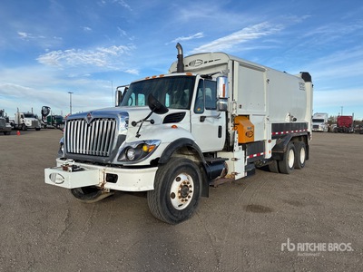 2009 International 7400 WorkStar 6x4 Side Loader Camion de collecte des ordures ménagères