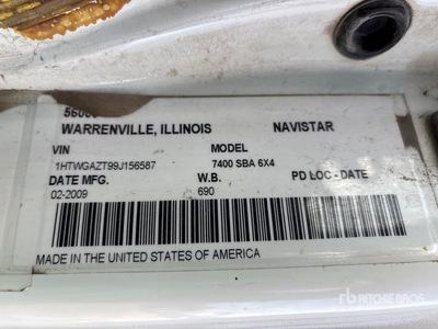 2009 International 7400 WorkStar 6x4 Side Loader Waste Collection Truck