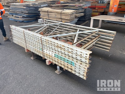 Quantity of Pallet Racking ادوات صناعية متنوعة