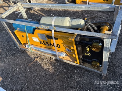 2025 LYALS LY680 Hydraulic Breaker (Unused)