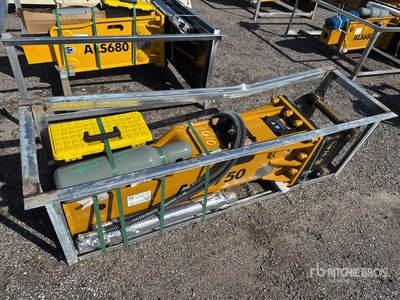 2025 LYALS LY750 28 in Hydraulic Breaker (Unused)