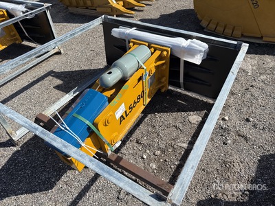 2025 LYALS LY680 28 in Skid Steer Breaker (Unused)