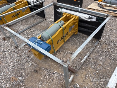 2025 LYALS LY680 スキッドステア油圧式ハンマー (Unused)