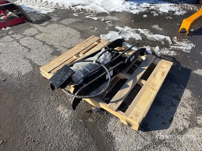 2025 GIYI GY-XJ7T 43 in Hydraulic Excavator Thumb - Fits 3 ton (Unused)