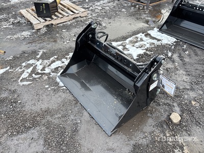 2025 GIYI GY-XKH39 39 in Mini Skid Steer Bucket (Unused)