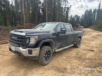 2020 GMC Sierra 2500 HD 4x4 Crew Cab Pickup