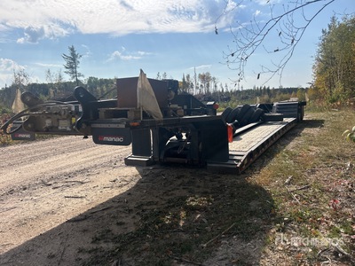 2025 Manac 553264300 60 ton Tri/A Double Drop Removable Gooseneck Remorque Surbaissée