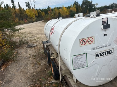 2011 Westeel 4546 L Portable Steel Diesel Fuel Tank