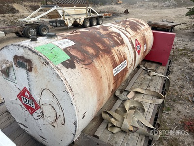 2002 Westeel 4546 L Portable Steel Diesel Fuel Tank