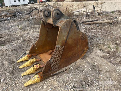 2001 H & H 49 in Q/C Digging Excavator Bucket