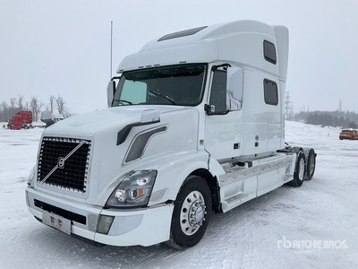 2018 Volvo VNL 6x4 3- Achs Sattelzugmaschine mit Schlafkabine